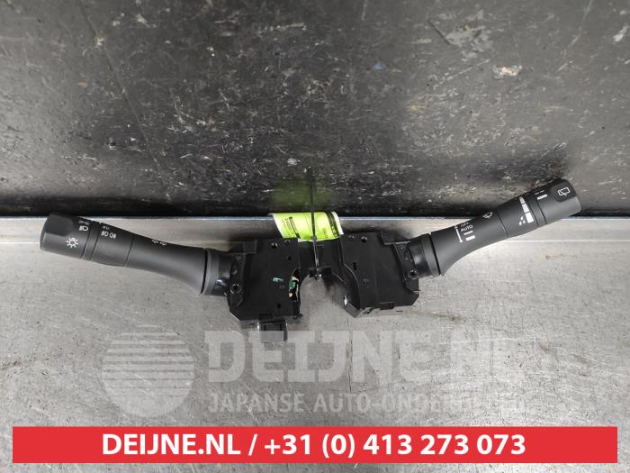 Nissan Leaf Steering column stalk O647780