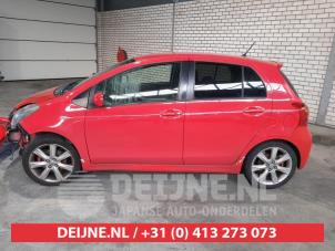 Toyota Yaris Tür 4-türig links vorne O648036 foto 3