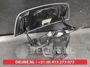 Nissan Leaf Charching port electric car O648202 photo 2