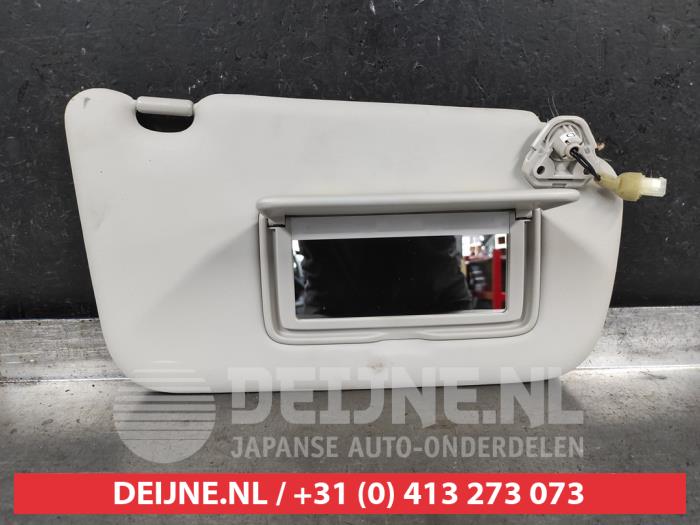 Nissan Leaf Sonnenblende O648273