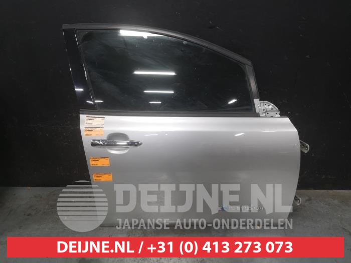 Nissan Leaf Portier 4Deurs rechts-voor O648346