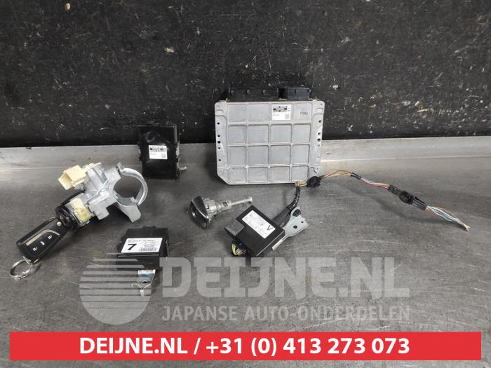 Toyota Verso Ignition lock + key O648359