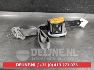 Honda Insight Front seatbelt, left O648361 photo 2