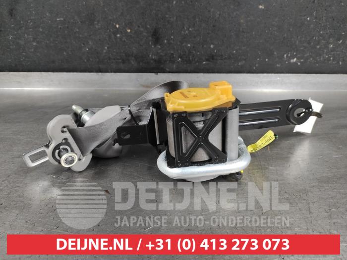 Honda Insight Front seatbelt, right O648362