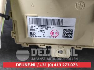 Kia Ceed Sportswagon Fuse box O648420 photo 3
