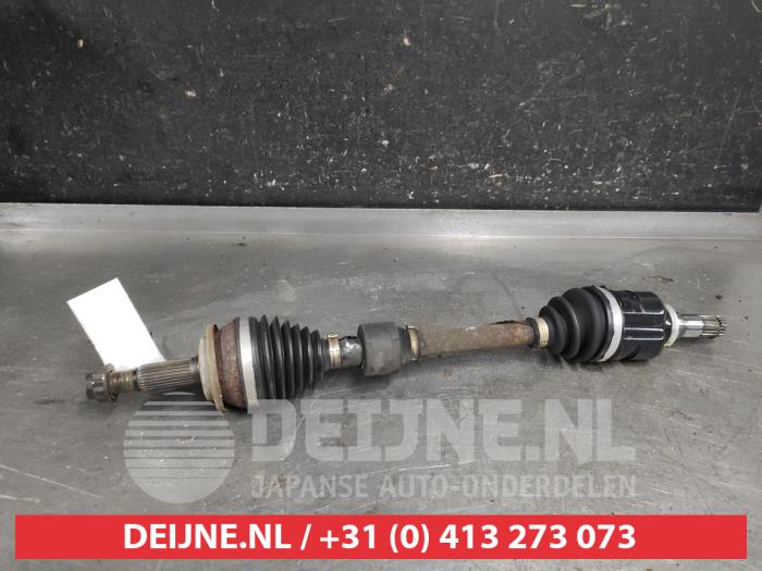 Toyota Avensis Antriebswelle links vorne O648516