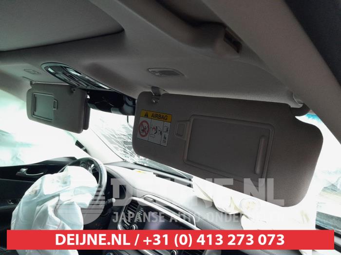 Kia Sorento Sun visor O648625