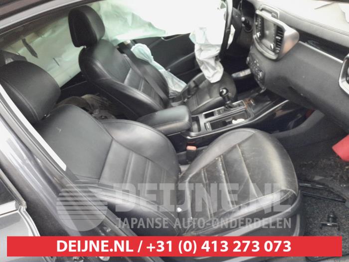 Kia Sorento Seat, right O648626