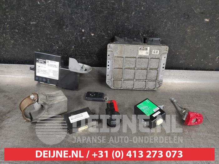 Toyota Yaris Slotenset Cilinder (compleet) O648651