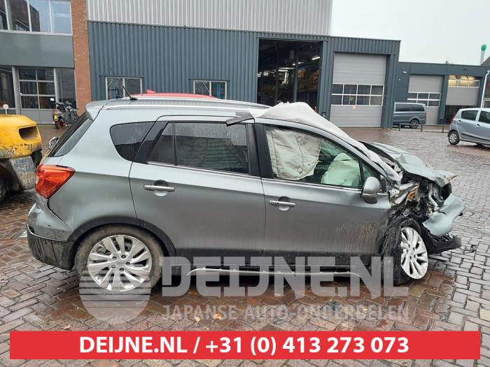 Suzuki SX-4 Spatbord Lijst O648662