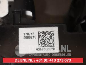 Kia Picanto Multi-functional window switch O648722 photo 3