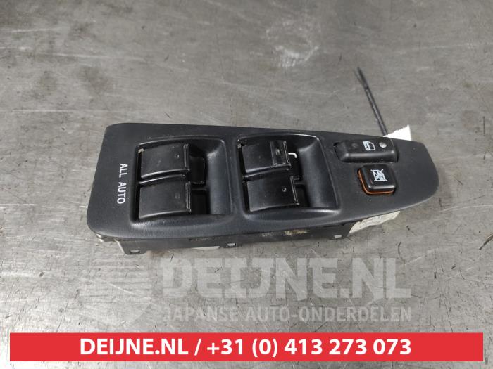 Toyota Avensis Combischakelaar ramen O648729