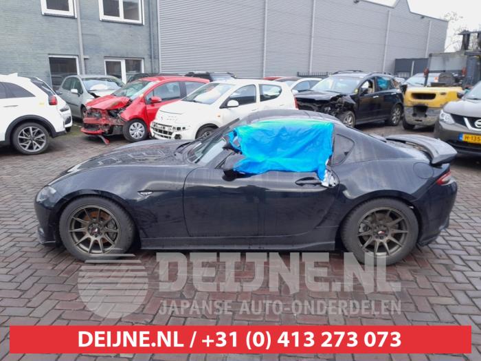 Mazda MX-5 Window 2-door, rear left O648829