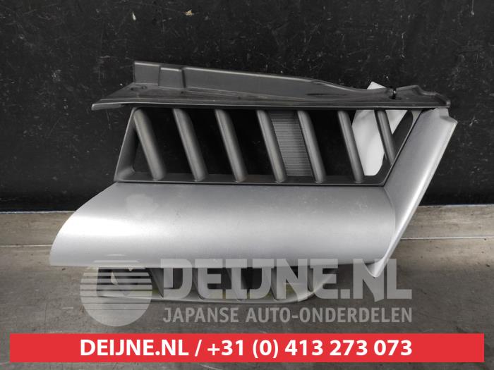 Mitsubishi Outlander Grille O648939