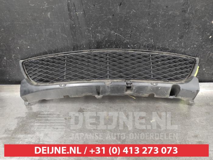 Mazda 3 Bumper Rooster O648977