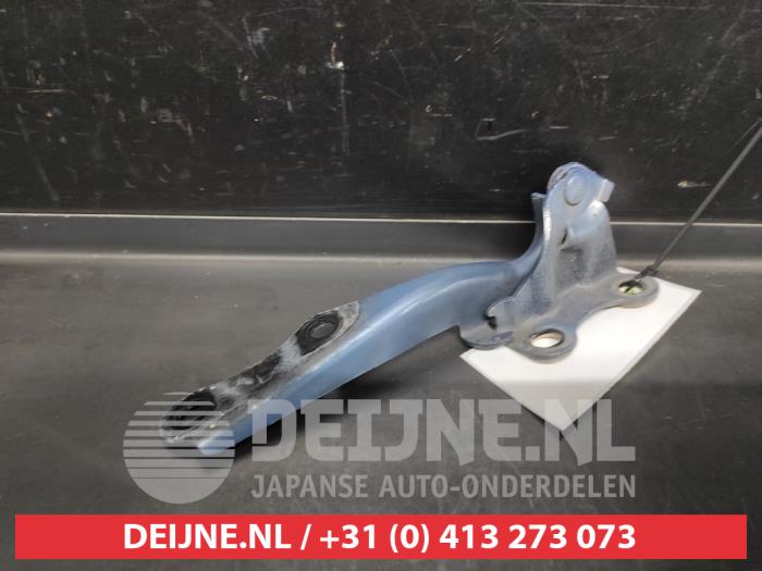 Toyota Prius Motorkap Scharnier O649138