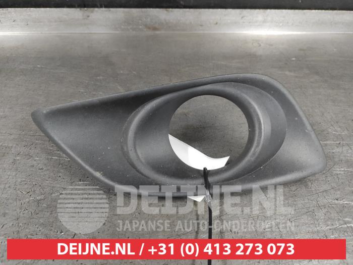 Toyota Avensis Bumper Rooster O649231