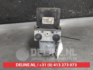 Toyota Avensis ABS Pomp O649233 foto 2