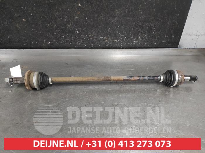 Kia Sorento Aandrijfas links-achter O649349