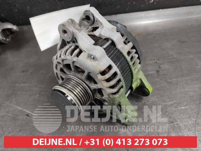 Gebruikte Dynamo Kia Sorento III (UM) 2.2 CRDi 16V VGT 4x4 Prijs € 100,00 Margeregeling aangeboden door V.Deijne Jap.Auto-onderdelen BV