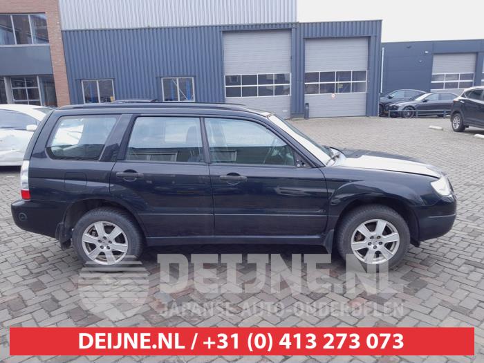 Subaru Forester Tür 4-türig rechts vorne O649637