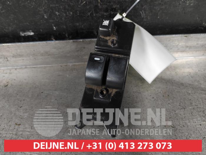 Mitsubishi L200 Multi-functional window switch O649739