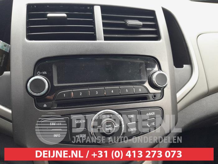 Chevrolet Aveo Radio O649855