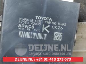 Toyota Rav-4 Handrem Module O649983 foto 2
