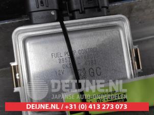 Toyota Rav-4 Electric fuel module O649984 photo 2