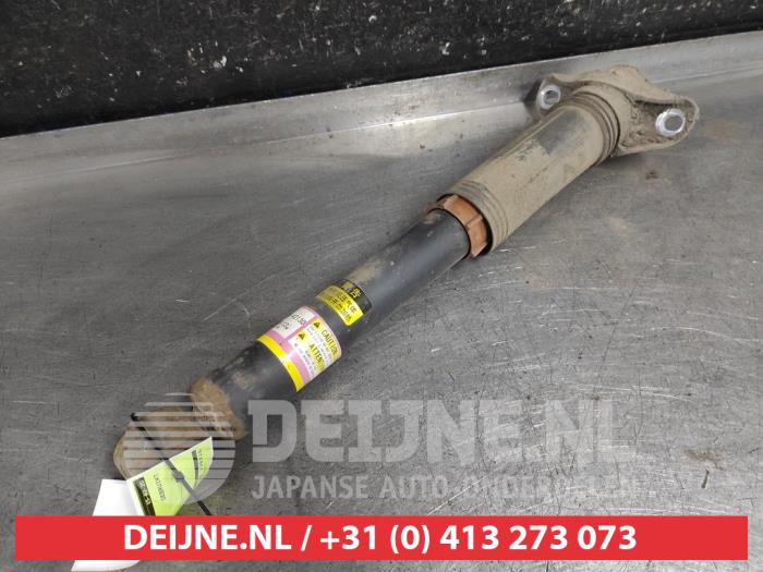 Toyota Rav-4 Stoßdämpfer rechts hinten O650024
