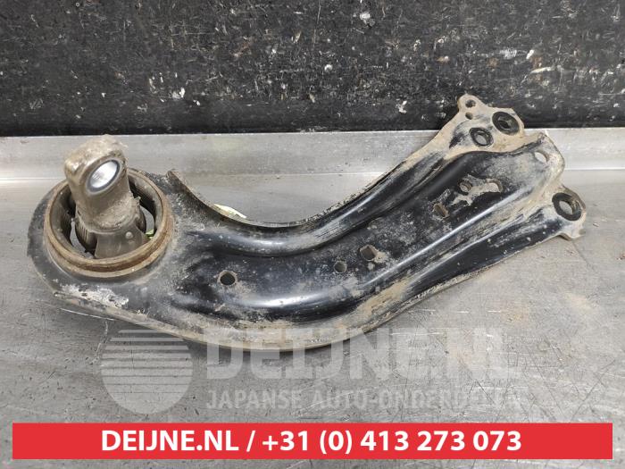 Toyota Rav-4 Querlenker rechts hinten O650026