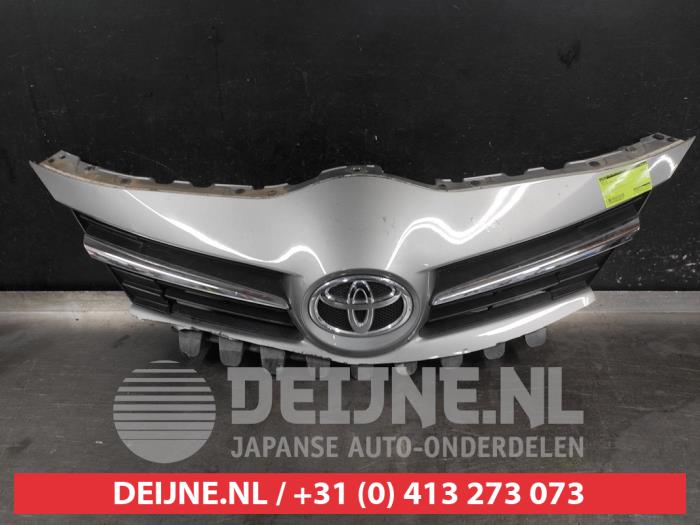 Toyota Verso Grille O650076