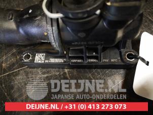 Nissan Qashqai Thermostatgehäuse O650129 foto 4
