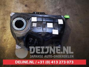 Gebruikte Tank Mazda MX-5 (ND) 2.0 SkyActiv G-184 16V Prijs € 125,00 Margeregeling aangeboden door V.Deijne Jap.Auto-onderdelen BV