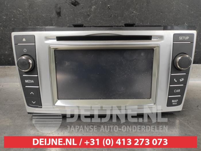 Toyota Avensis Radio O650309
