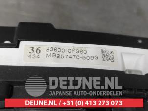 Toyota Verso Odometer KM O650447 photo 3