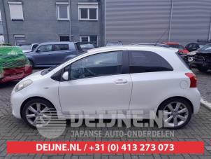 Toyota Yaris Portier 2Deurs links O650480 foto 3