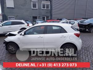 Kia Rio Dreieckfenster links hinten O650564 foto 2