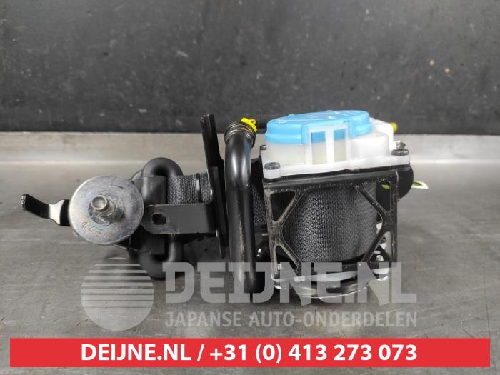 Mazda MX-5 Front seatbelt, left O650550