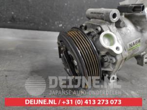 Mazda MX-5 Air conditioning pump O650586 photo 2