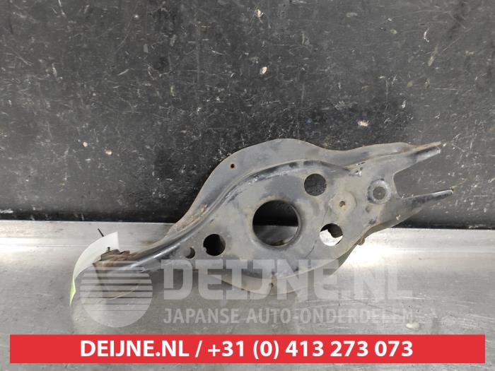 Lexus IS Draagarm rechts-achter O650528