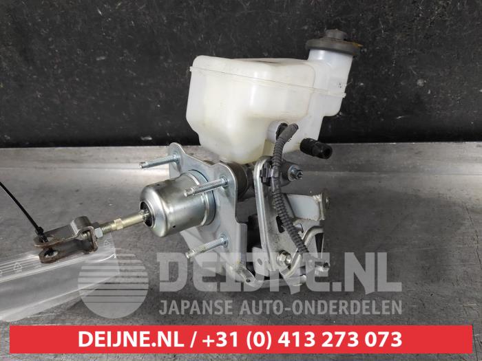 Gebruikte Rembooster Lexus IS (E3) 300h 2.5 16V Prijs € 50,00 Margeregeling aangeboden door V.Deijne Jap.Auto-onderdelen BV