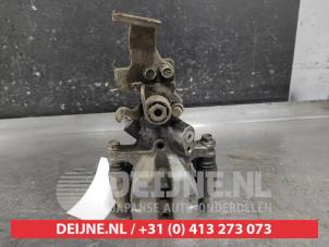 Mazda MX-5 Remklauw (Tang) links-achter O650611 foto 3