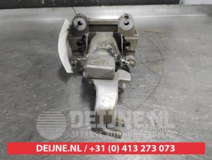 Mazda MX-5 Remklauw (Tang) rechts-achter O650612 foto 2