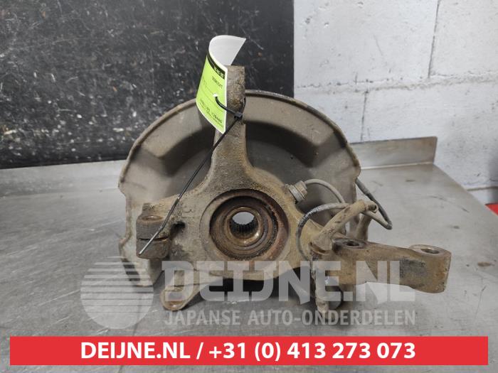 Suzuki Swift Fusee links-voor O650657