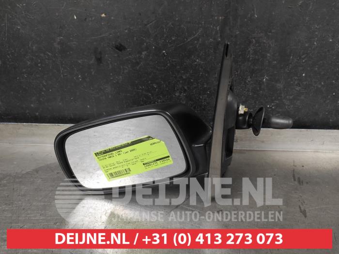 Toyota Yaris Wing mirror, left O650682