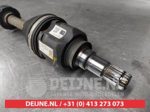 Toyota Yaris Front drive shaft, right O650793 photo 3