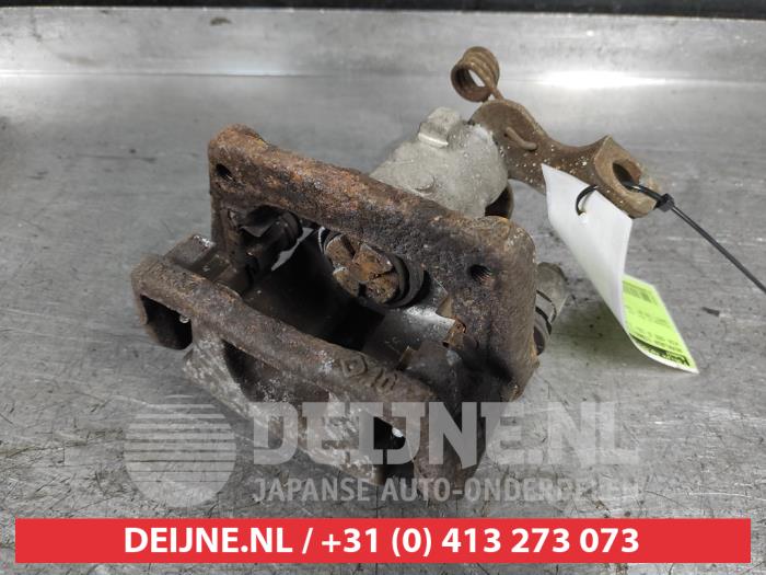 Kia Ceed Remklauw (Tang) links-achter O650979