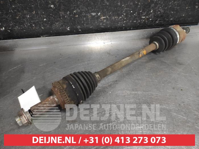 Hyundai IX20 Front drive shaft, left O650992