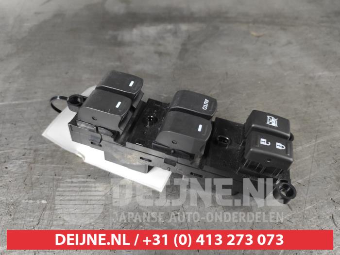 Suzuki Vitara Combischakelaar ramen O651158